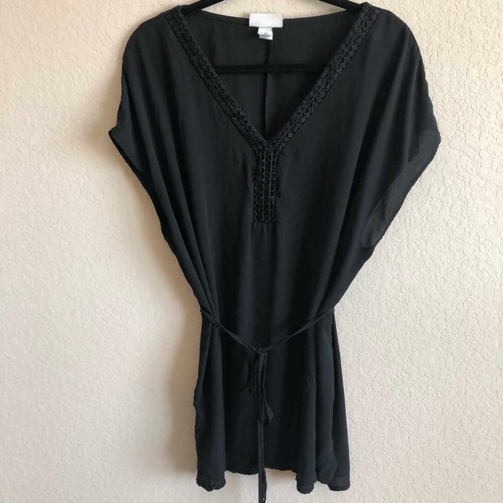 Shear black tunic